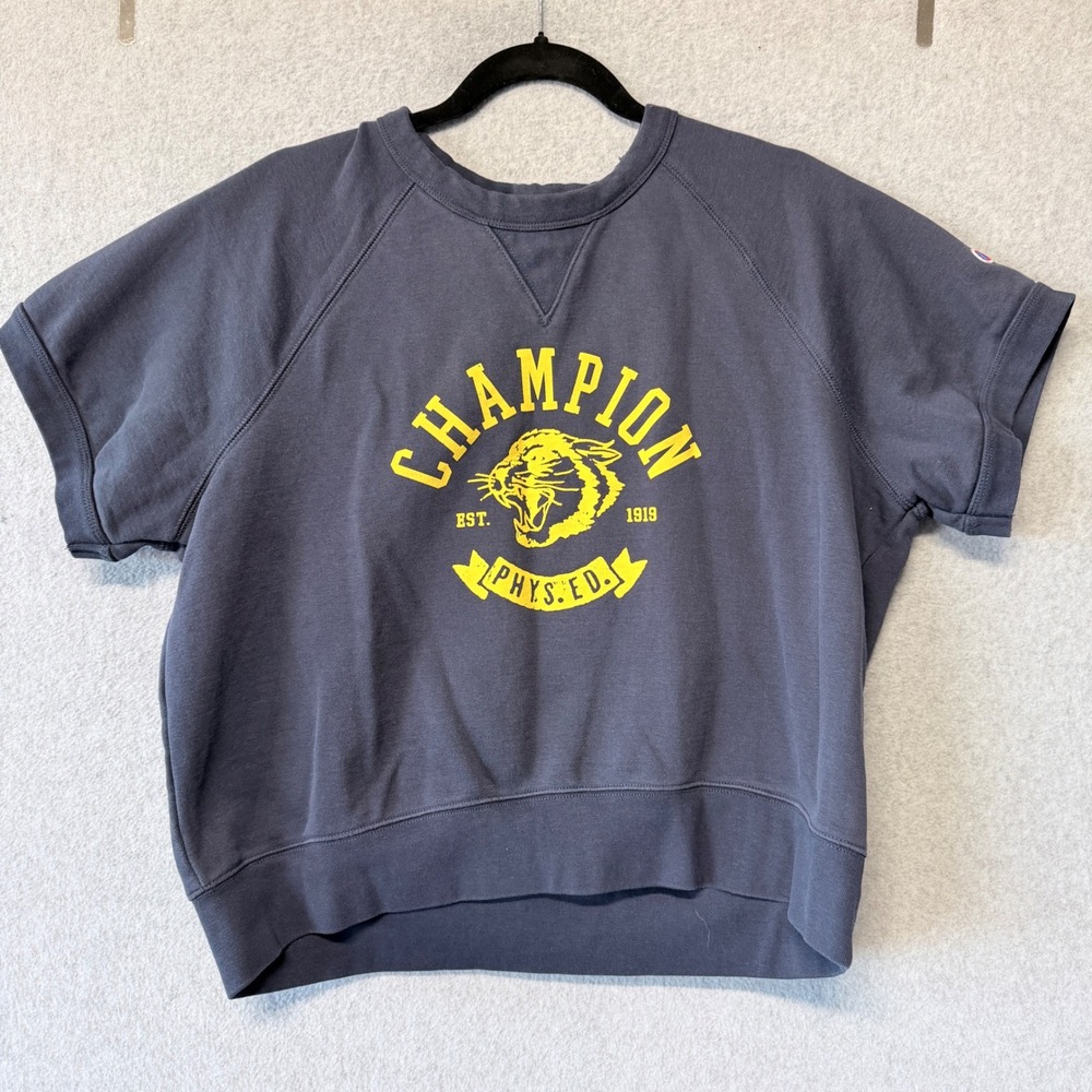 Vintage-inspired Champion Blue Short Sleeve Cropped Boxy Sweatshirt crewneck